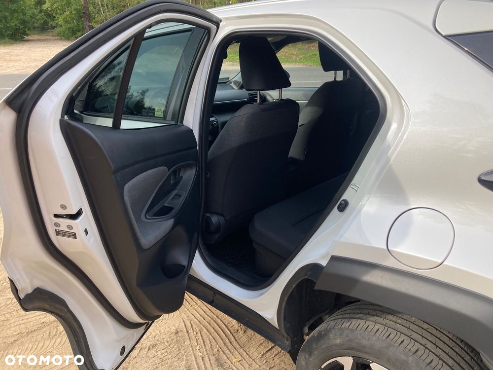 Toyota Yaris Cross 1.5 Comfort CVT - 12