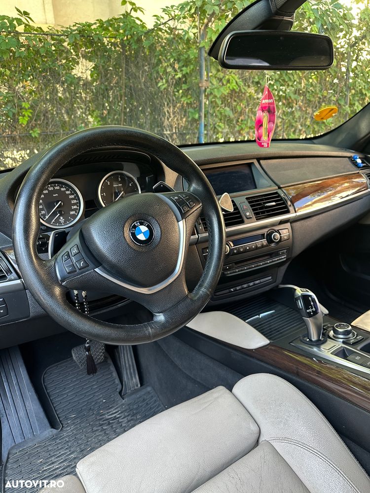 BMW X6 xDrive30d - 13