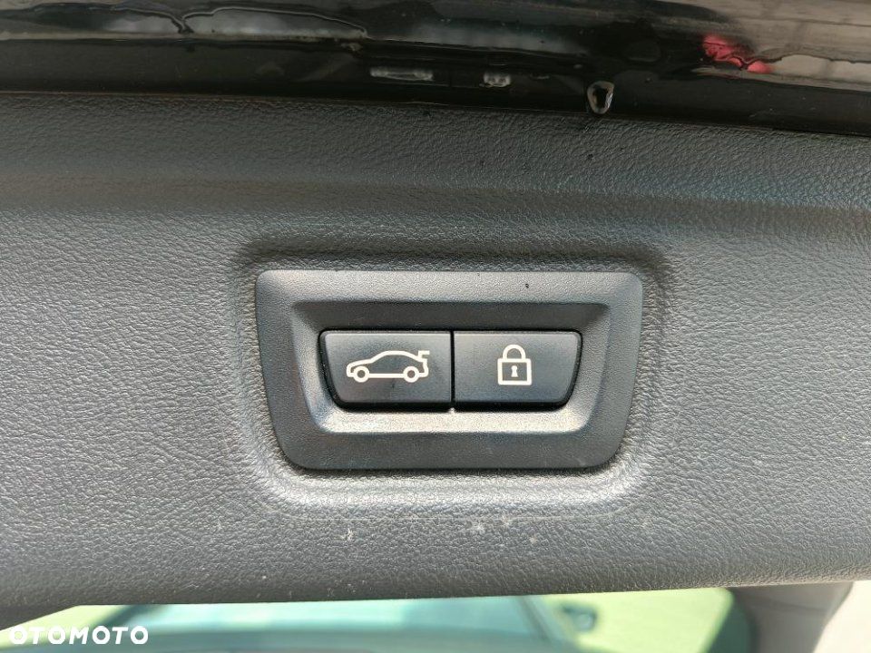 BMW Seria 3 - 25