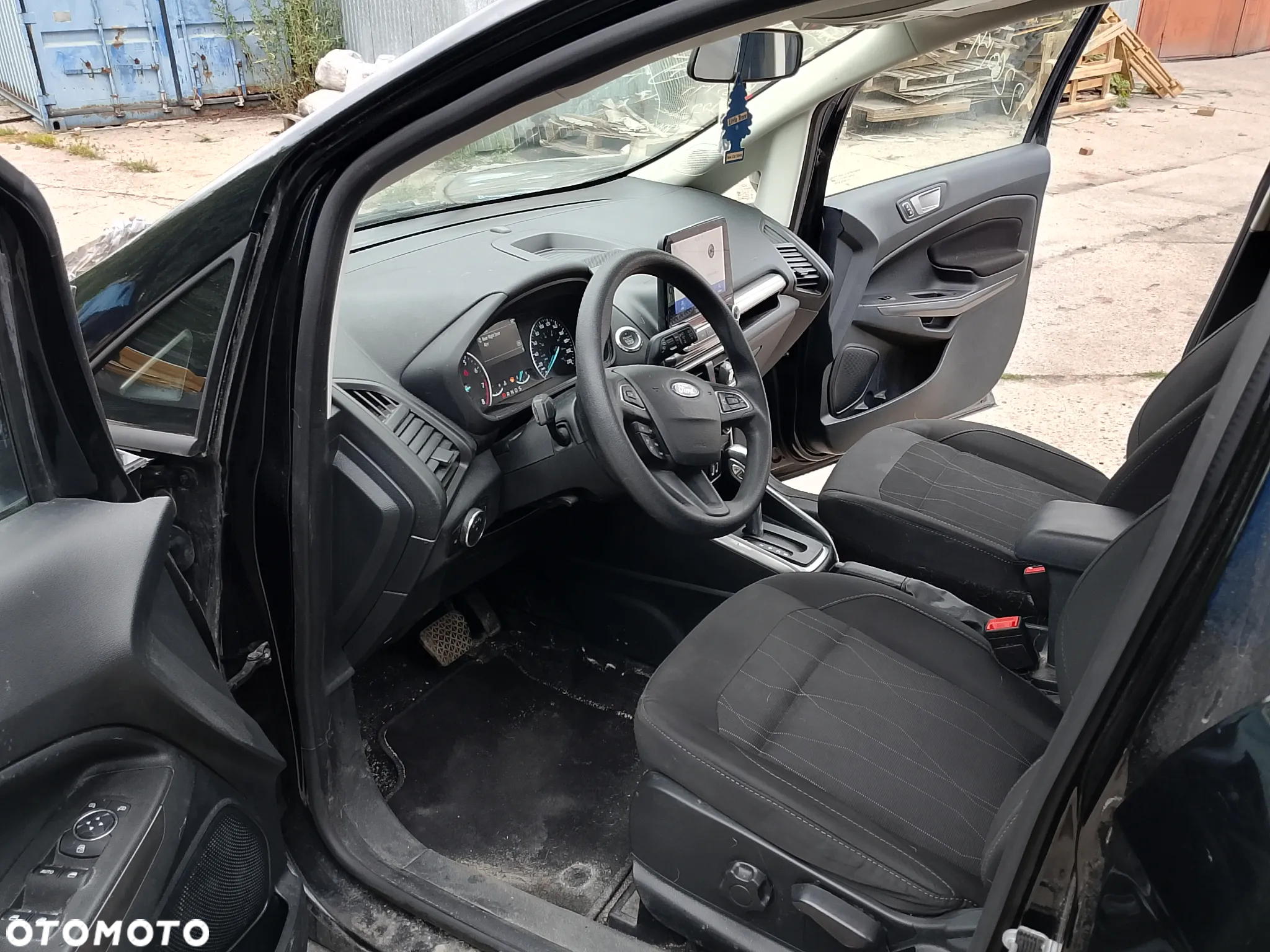 Ford EcoSport - 30