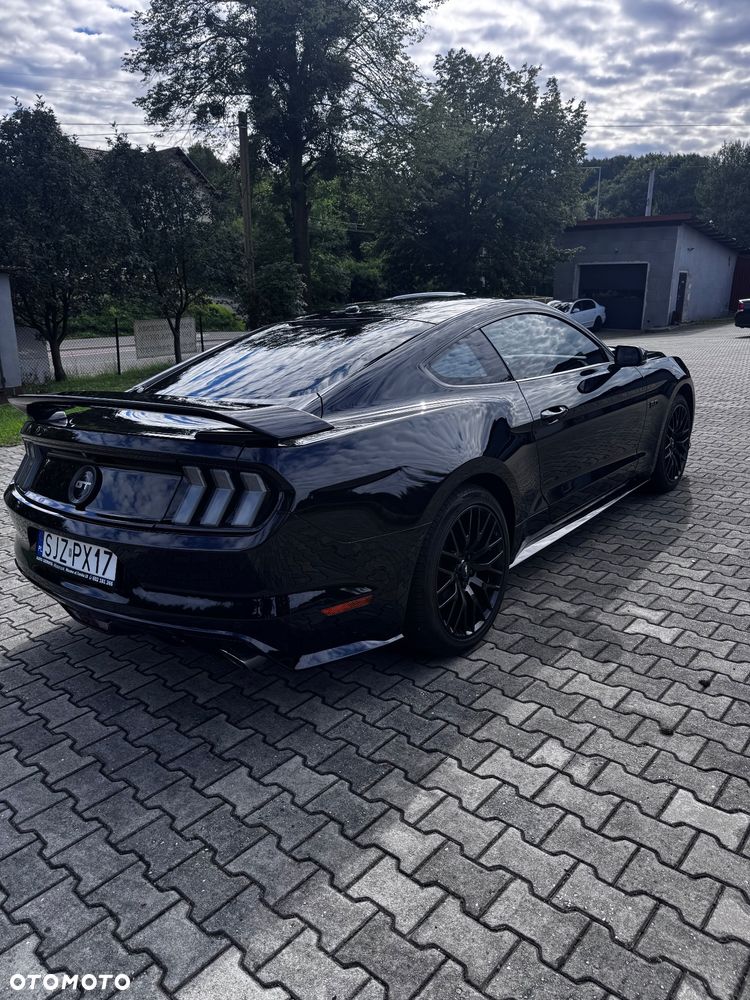 Ford Mustang - 2