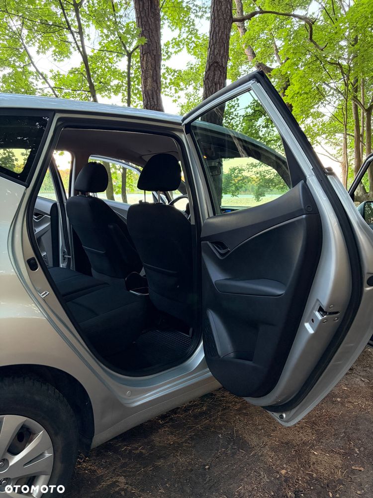 Hyundai ix20 1.6 Comfort - 21