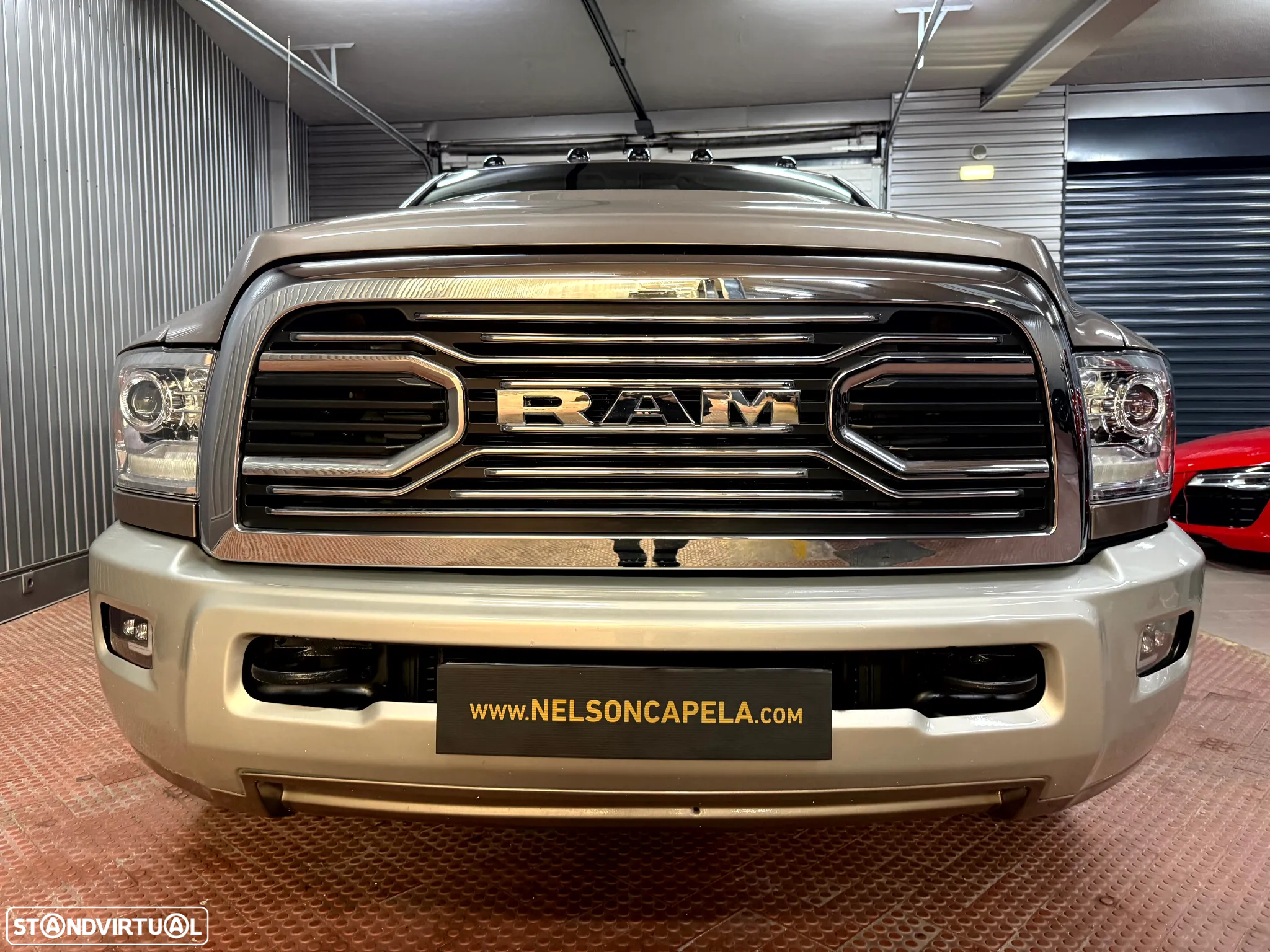 Dodge RAM 3500 Dually 6.7 Cummins Laramie - 13