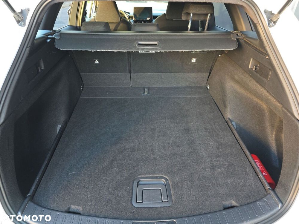 Toyota Corolla 1.8 Hybrid Comfort - 28