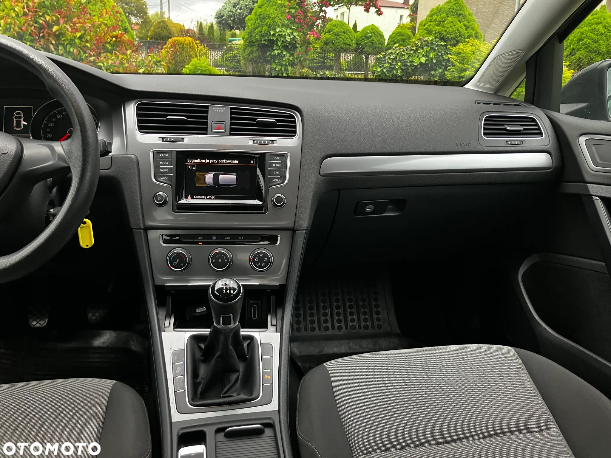 Volkswagen Golf VII 1.2 TSI BMT Trendline - 11