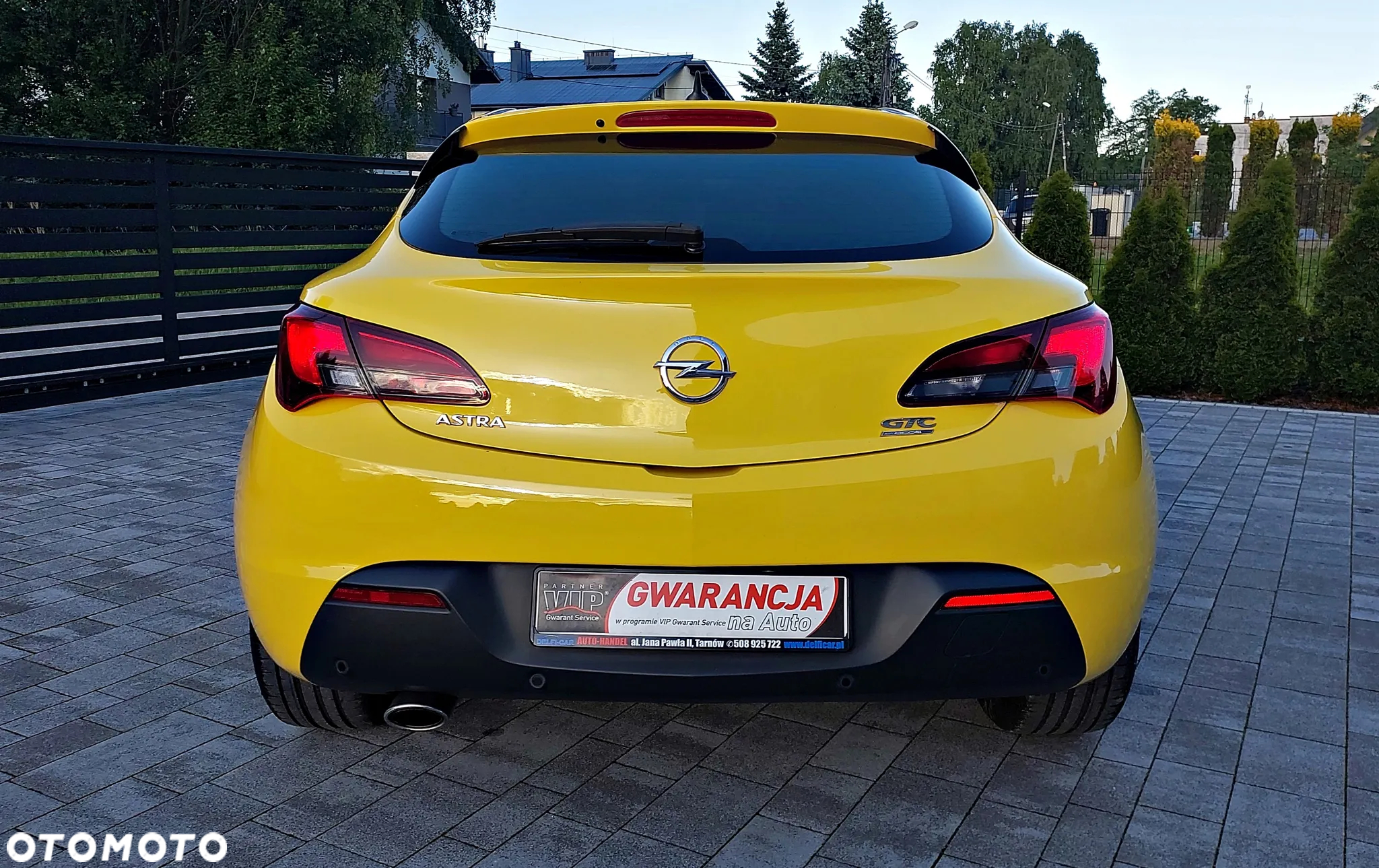 Opel Astra IV GTC 1.4 T Sport - 8