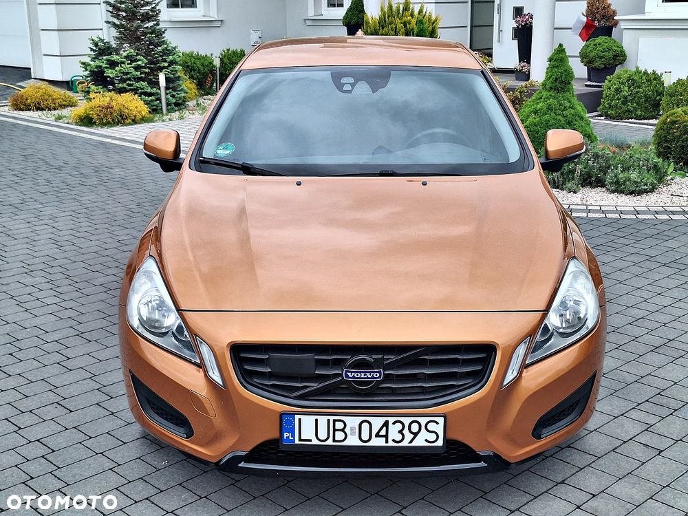 Volvo S60 D3 Geartronic - 11
