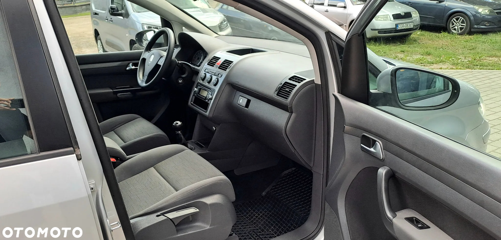 Volkswagen Touran 1.4 TSI Cup - 15