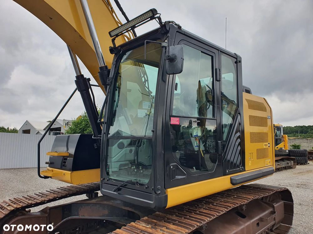 Caterpillar 320 EL RR - 12