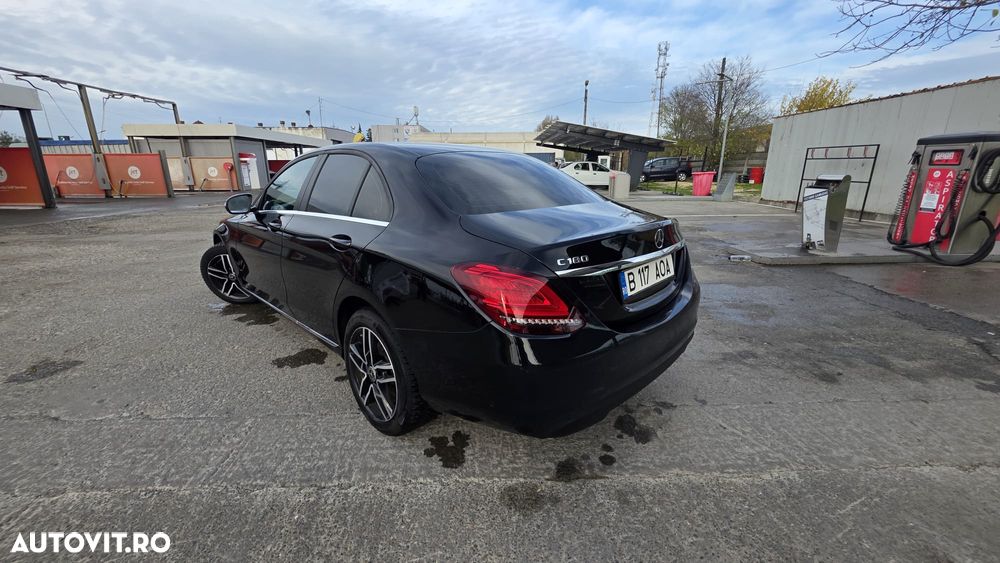Mercedes-Benz C - 6