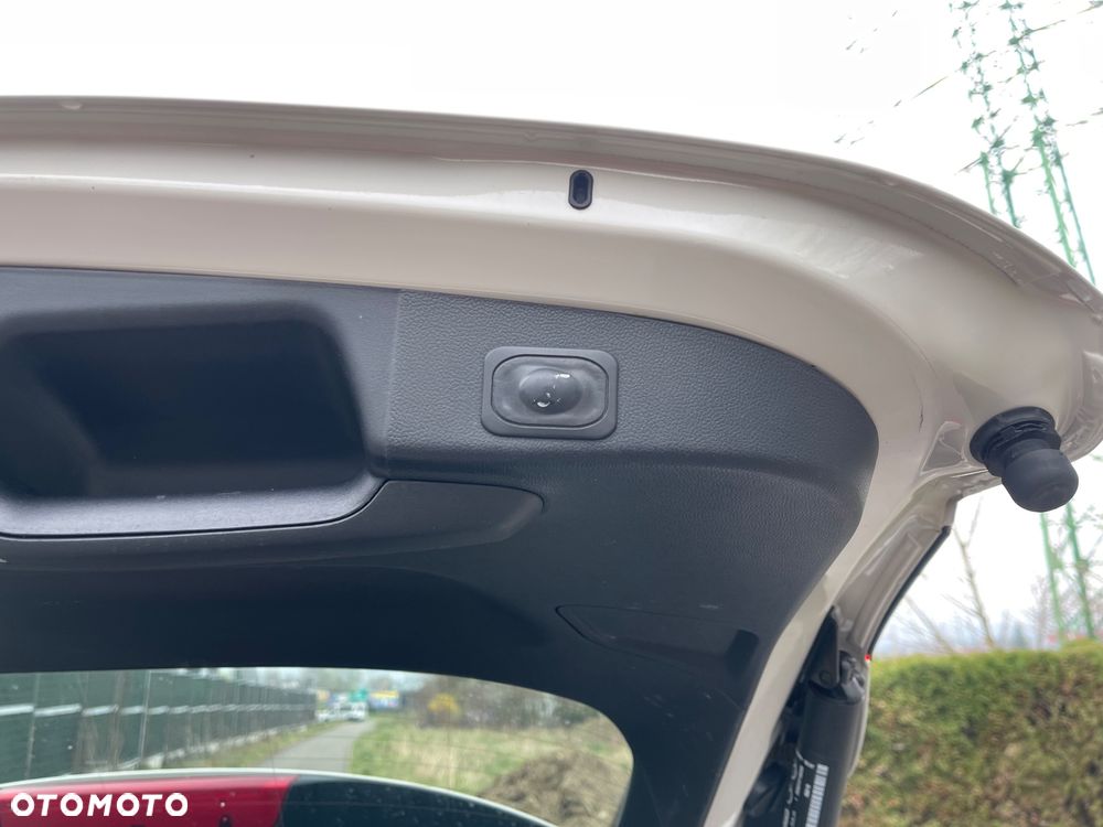 Ford Focus 1.5 EcoBlue Active Business - 16