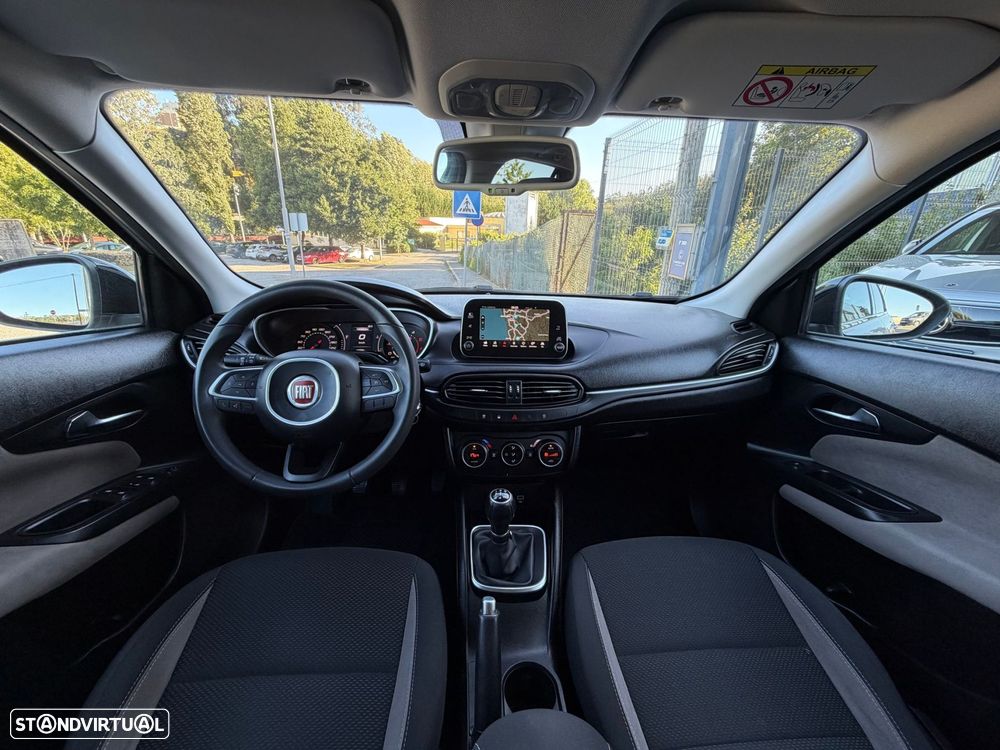Fiat Tipo Station Wagon 1.3 M-Jet Lounge - 21