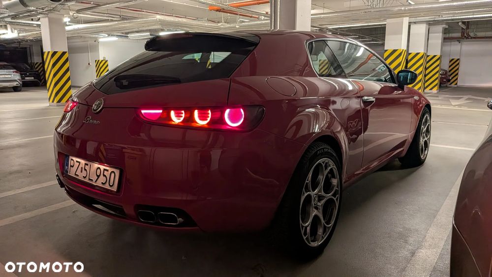Alfa Romeo Brera - 33