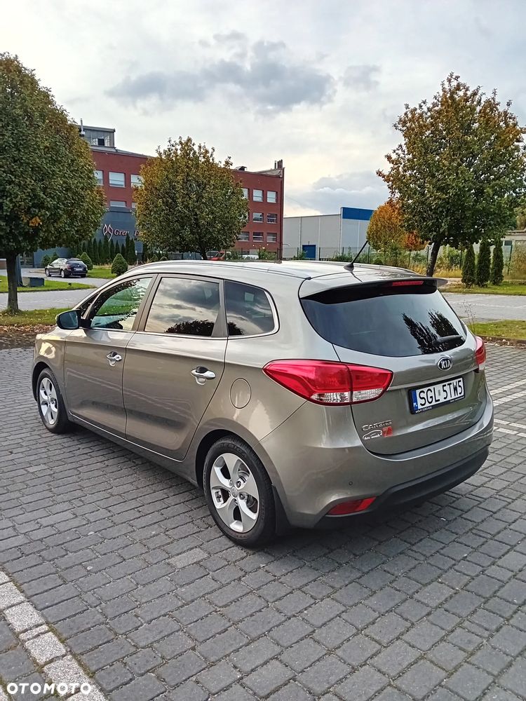 Kia Carens 1.6 GDI L 7os - 3