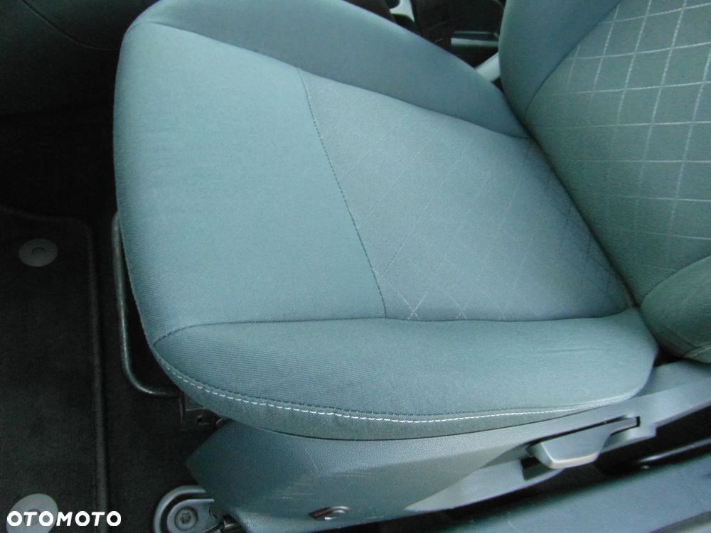 Ford Fiesta 1.25 Champions Edition - 17