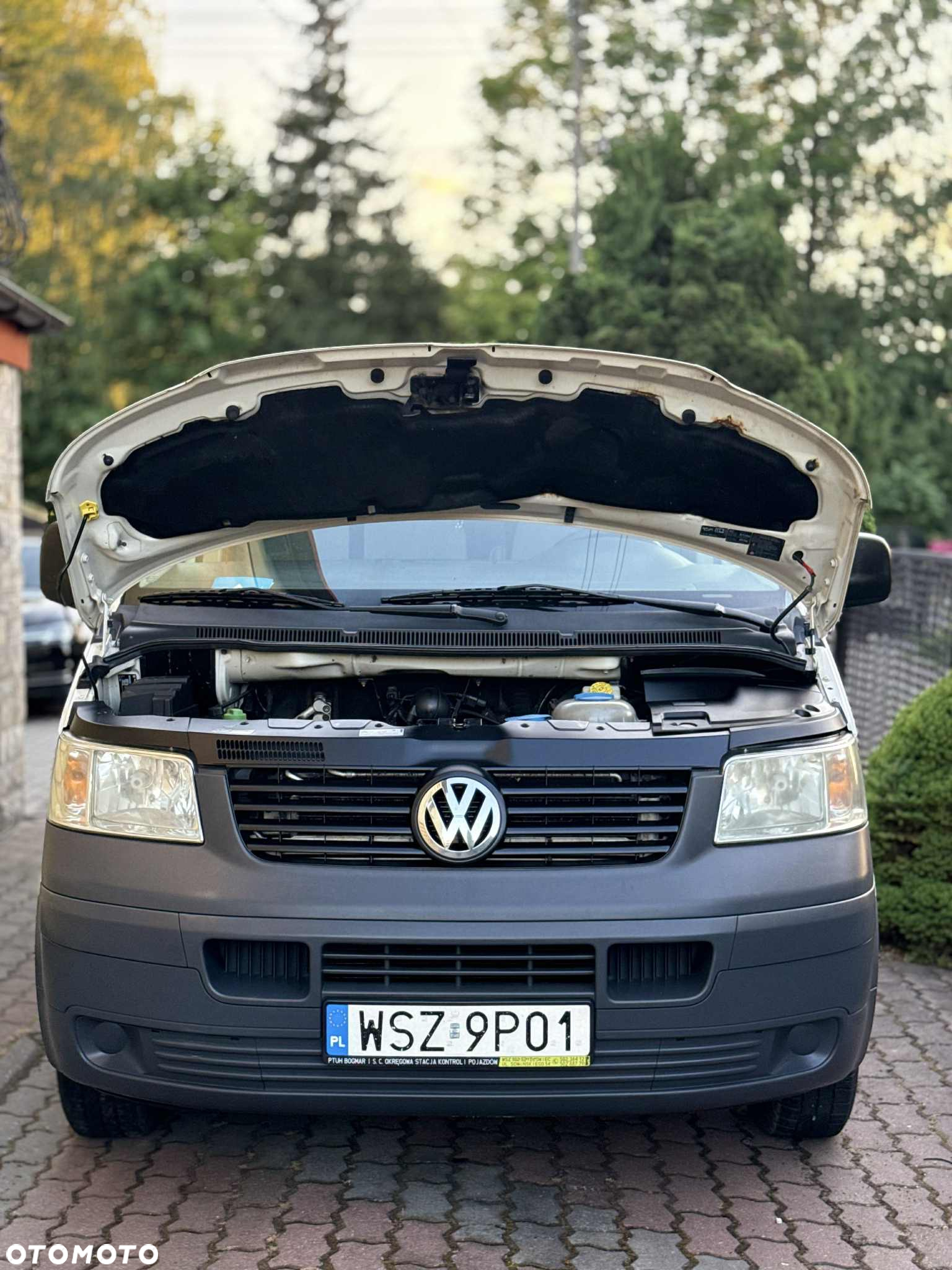 Volkswagen Transporter - 2
