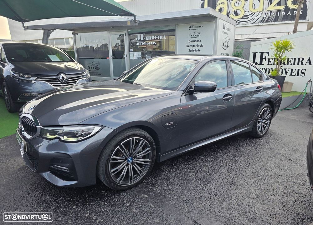 BMW 320 e Pack M Auto - 8