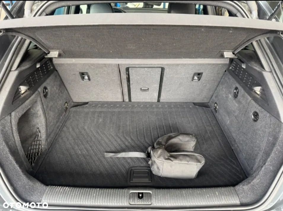 Audi A3 Sportback 2.0 TDI (clean diesel) quattro S tronic S line Sportpaket - 18