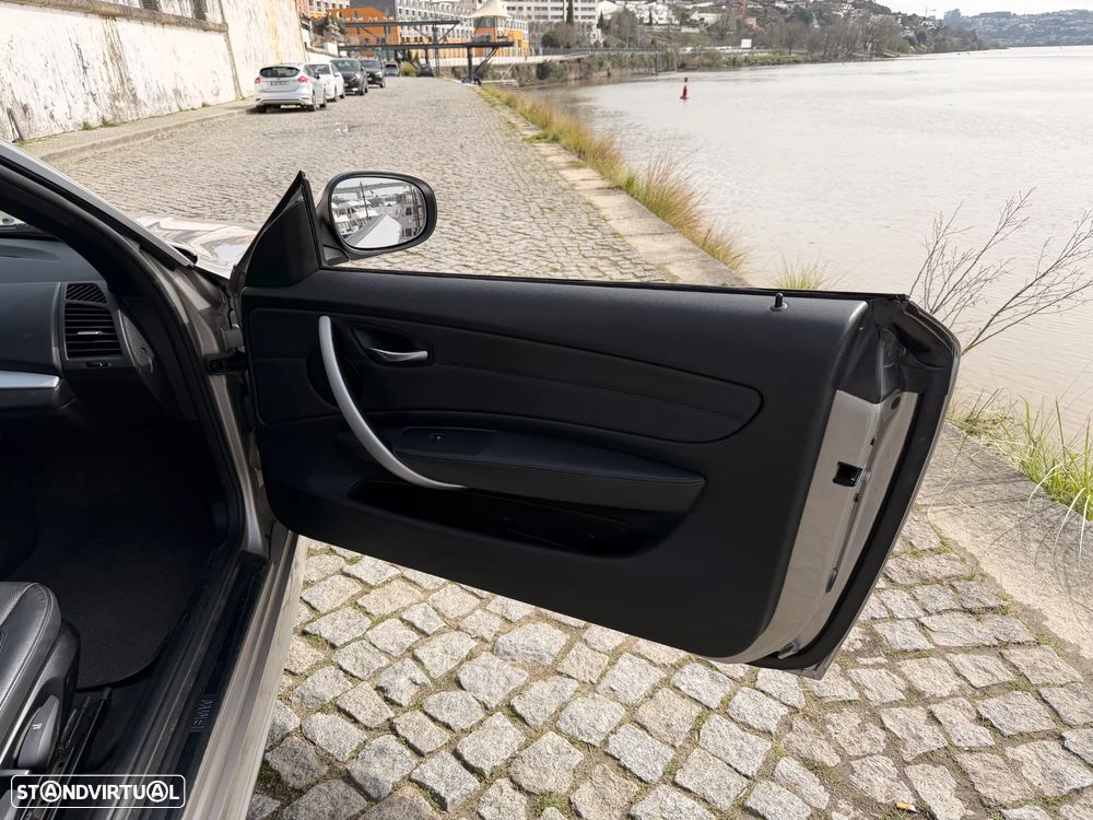 BMW 118 d Limited Edition Lifestyle c/ M Sport Pack - 13