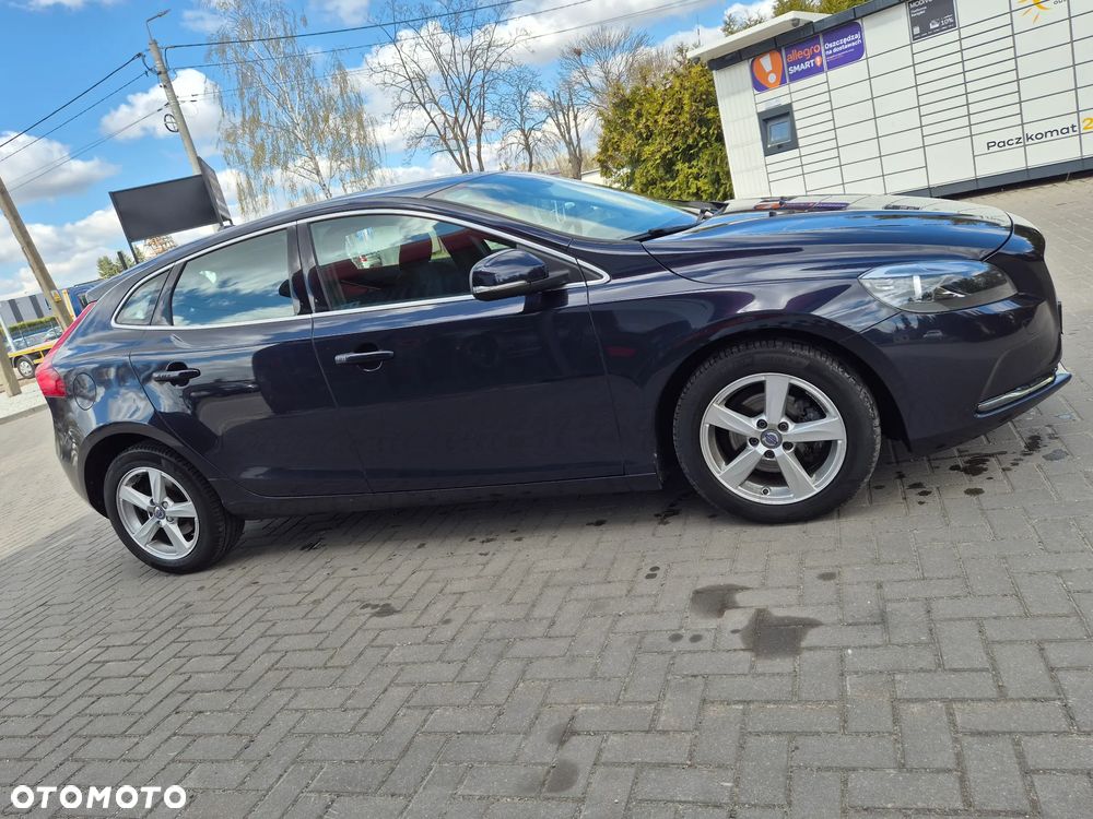 Volvo V40 D2 Momentum - 14
