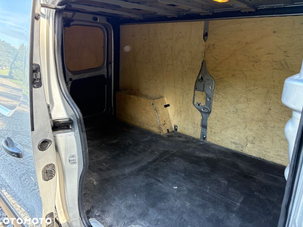Renault Trafic - 11