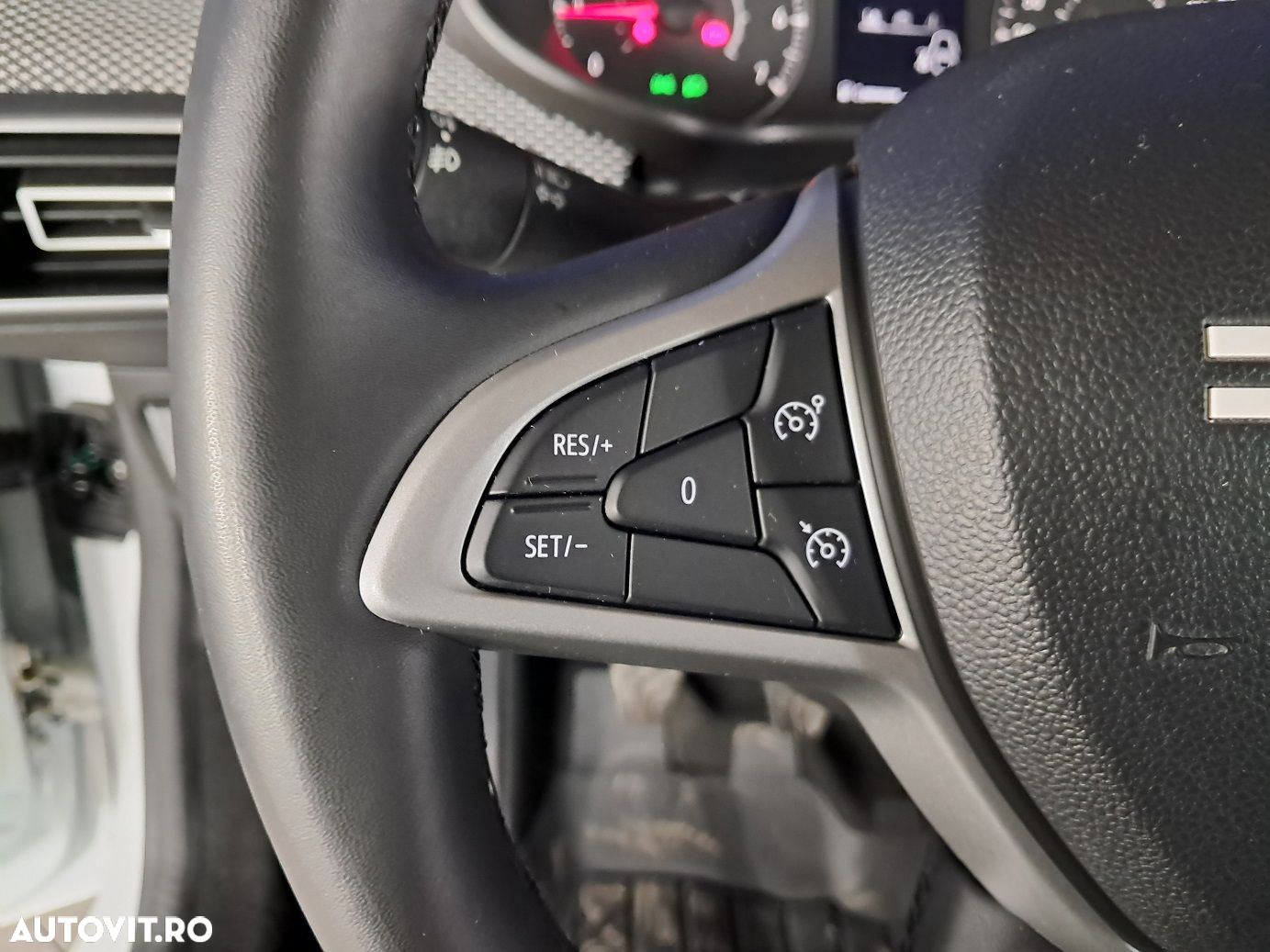 Dacia Logan - 12