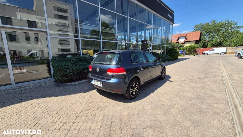 Volkswagen Golf 1.6 TDI DPF Trendline - 5