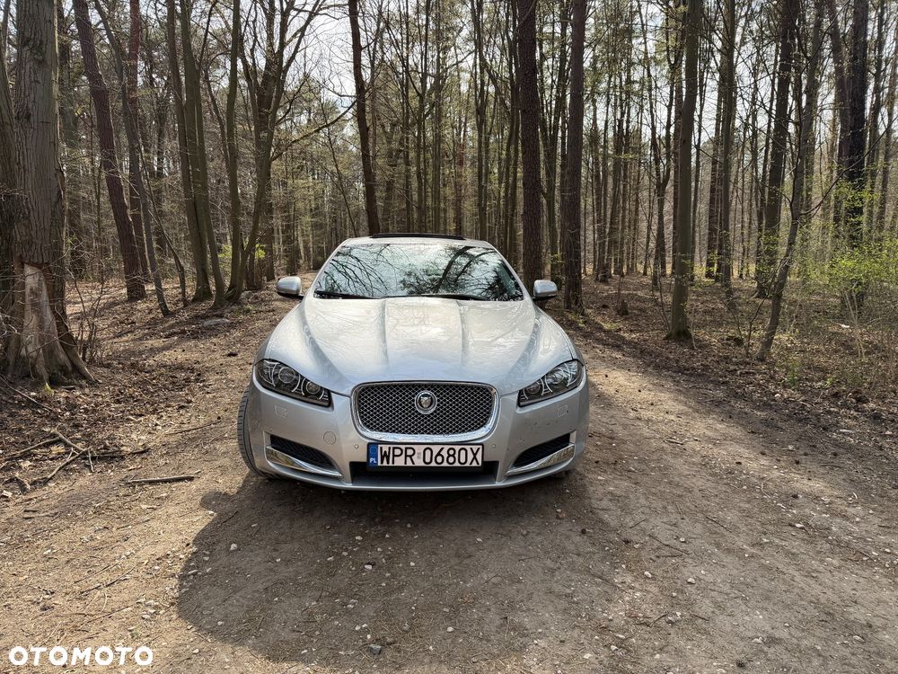 Jaguar XF 3.0 T AWD Premium Luxury - 3