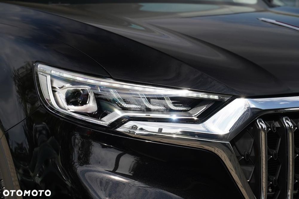 Hongqi HS5 2.0T AWD - 33