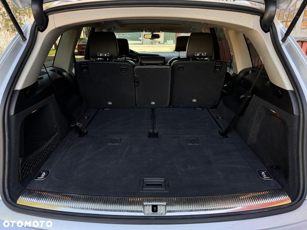 Audi Q7 3.0 TFSI Quattro Tiptronic - 22
