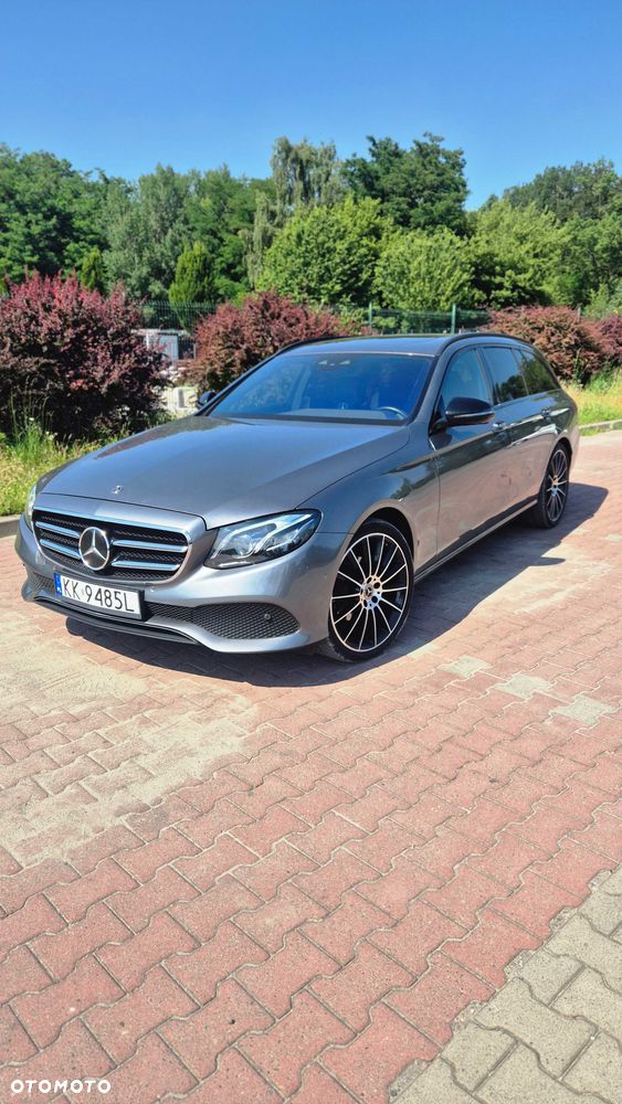 Mercedes-Benz Klasa E - 1