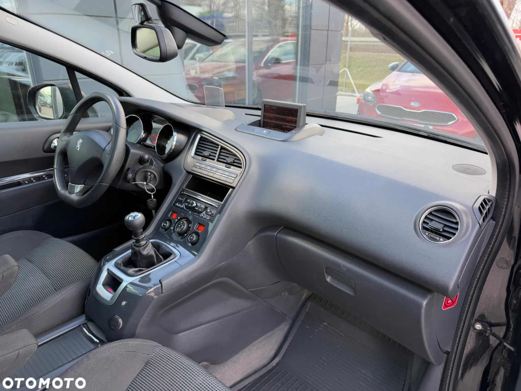 Peugeot 5008 1.6 HDi Access 7os - 22