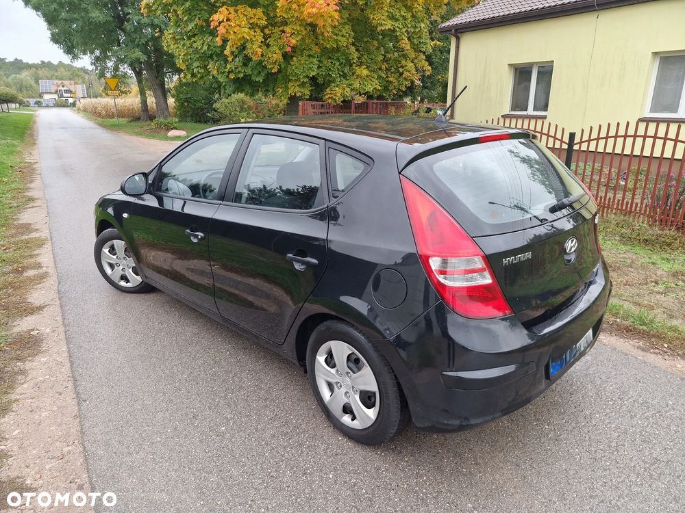 Hyundai i30 1.6 CRDi Base - 8