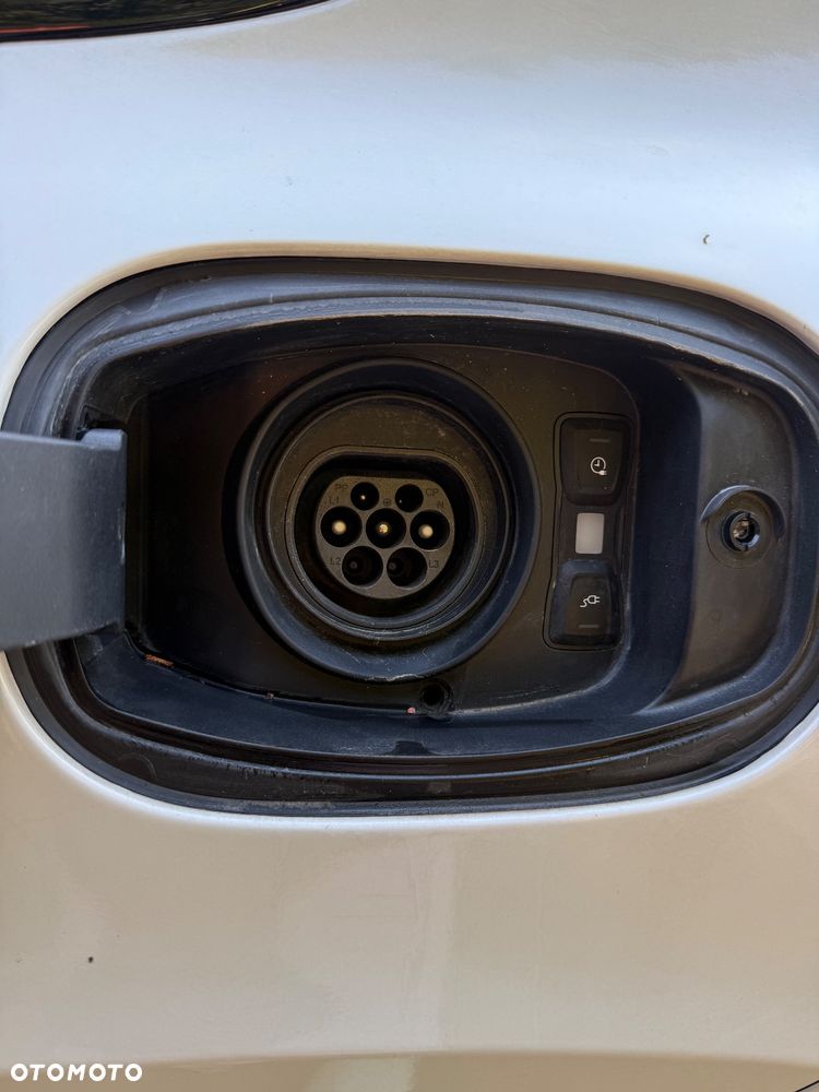Porsche Cayenne - 23