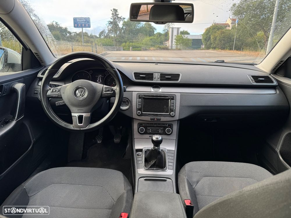 VW Passat Variant 1.6 TDI Confortline BlueMotion - 5