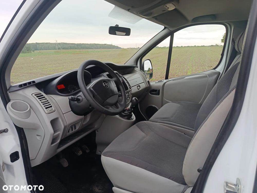 Opel Vivaro - 5