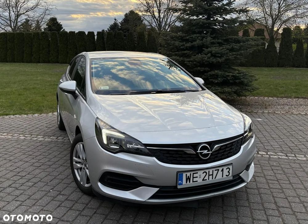 Opel Astra 1.2 T Elegance S&S - 18