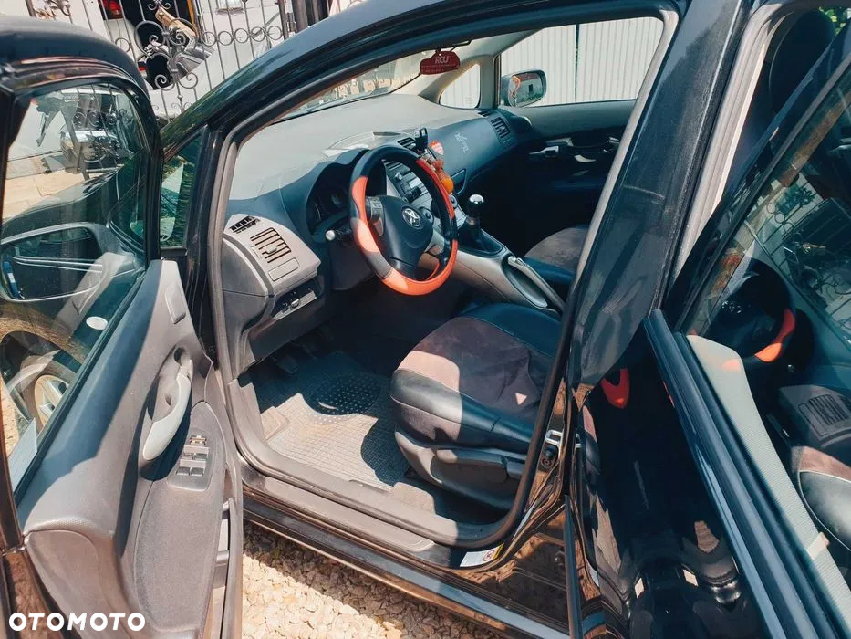 Toyota Auris 1.6 VVT-i Premium - 7