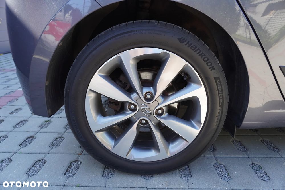 Hyundai i20 blue 1.0 T-GDI Passion Plus - 16