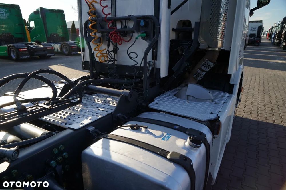 Scania R 650 / V8 / 6x4 / HYDRAULIKA /  DMC: 100.000 KG / I-PARK COOL / 3 OSIOWY CIĄGNIK SIODŁOWY / OPONY 100% - 18