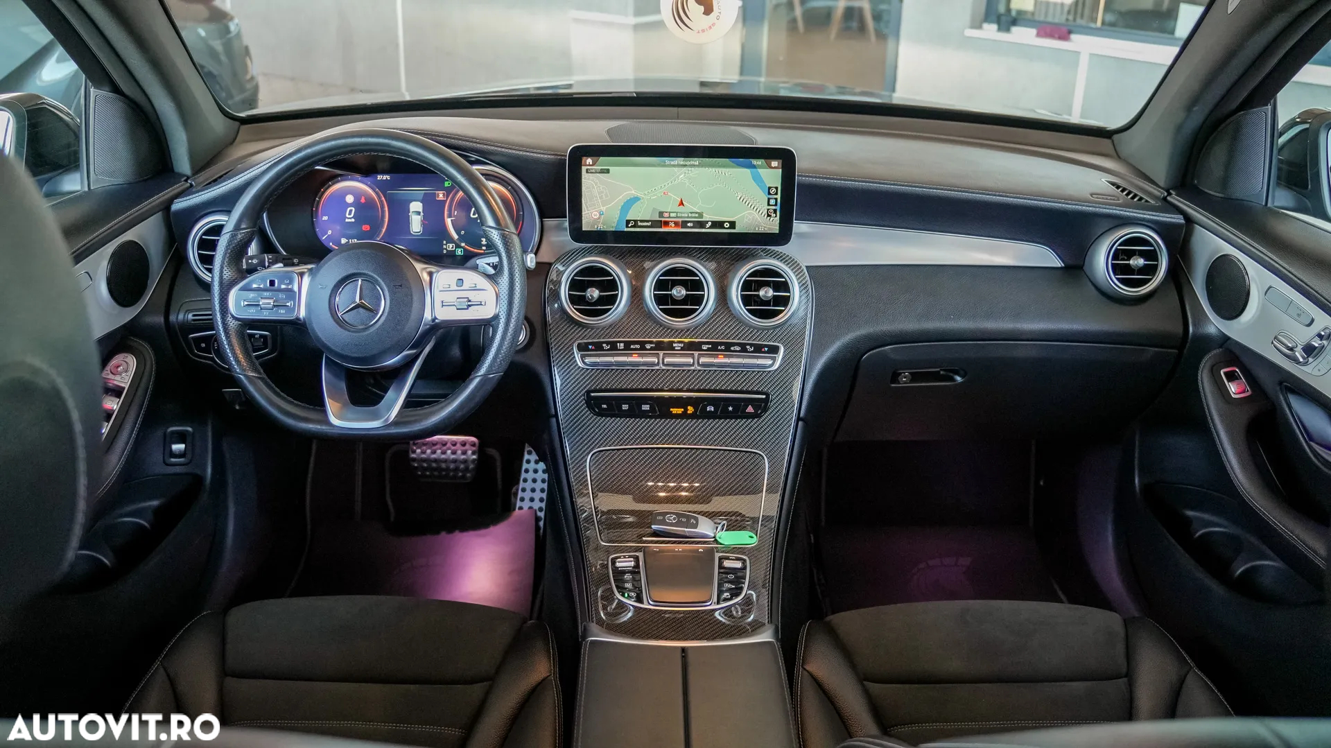 Mercedes-Benz GLC 300 d 4Matic 9G-TRONIC AMG Line - 10
