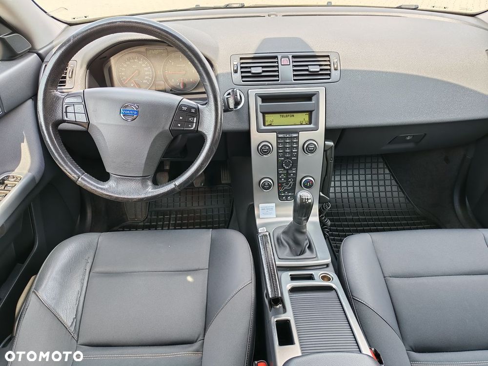 Volvo V50 - 11