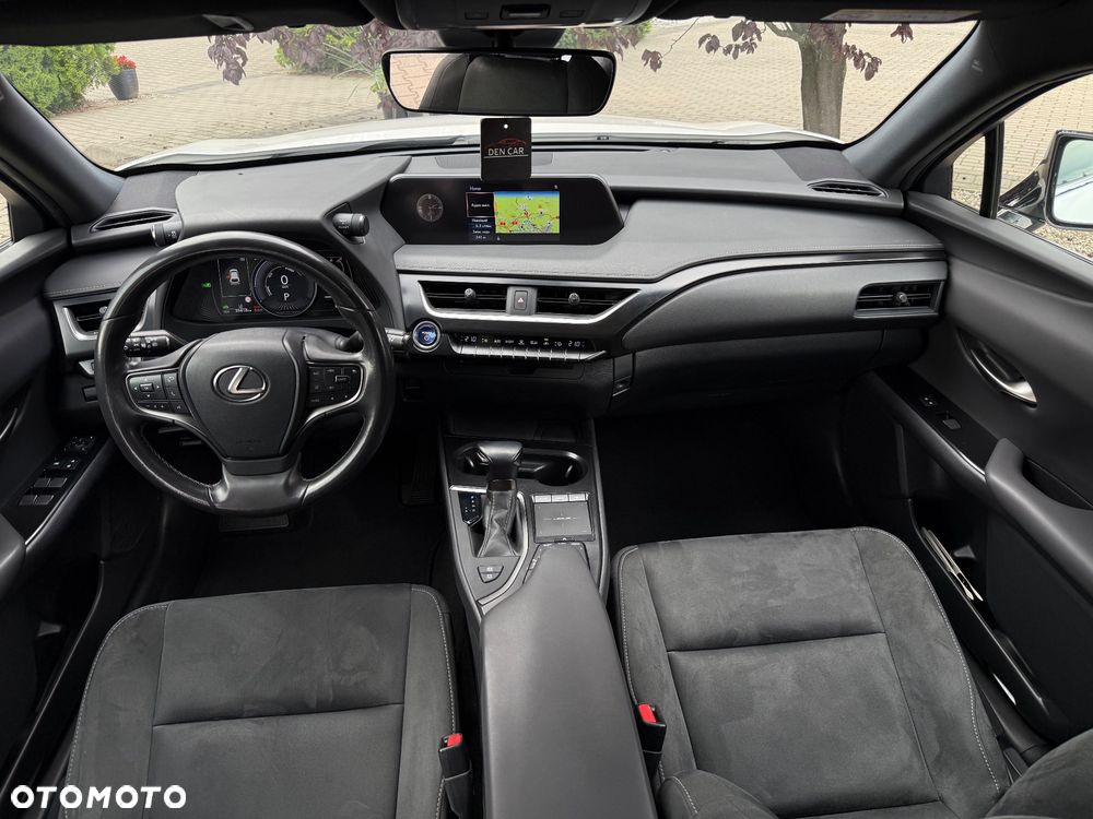 Lexus UX 250h F Sport 2WD - 14