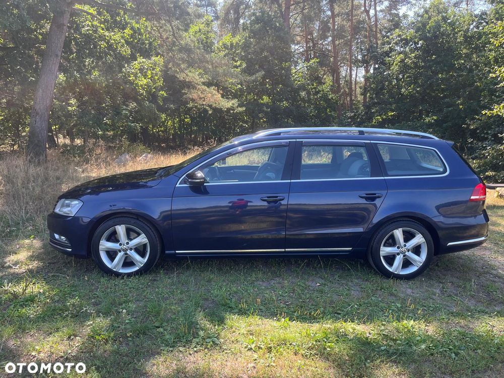 Volkswagen Passat 2.0 TDI Comfortline DSG - 2