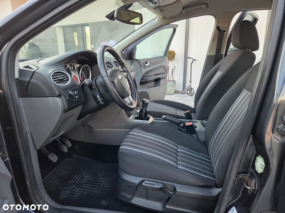 Ford Focus - 15