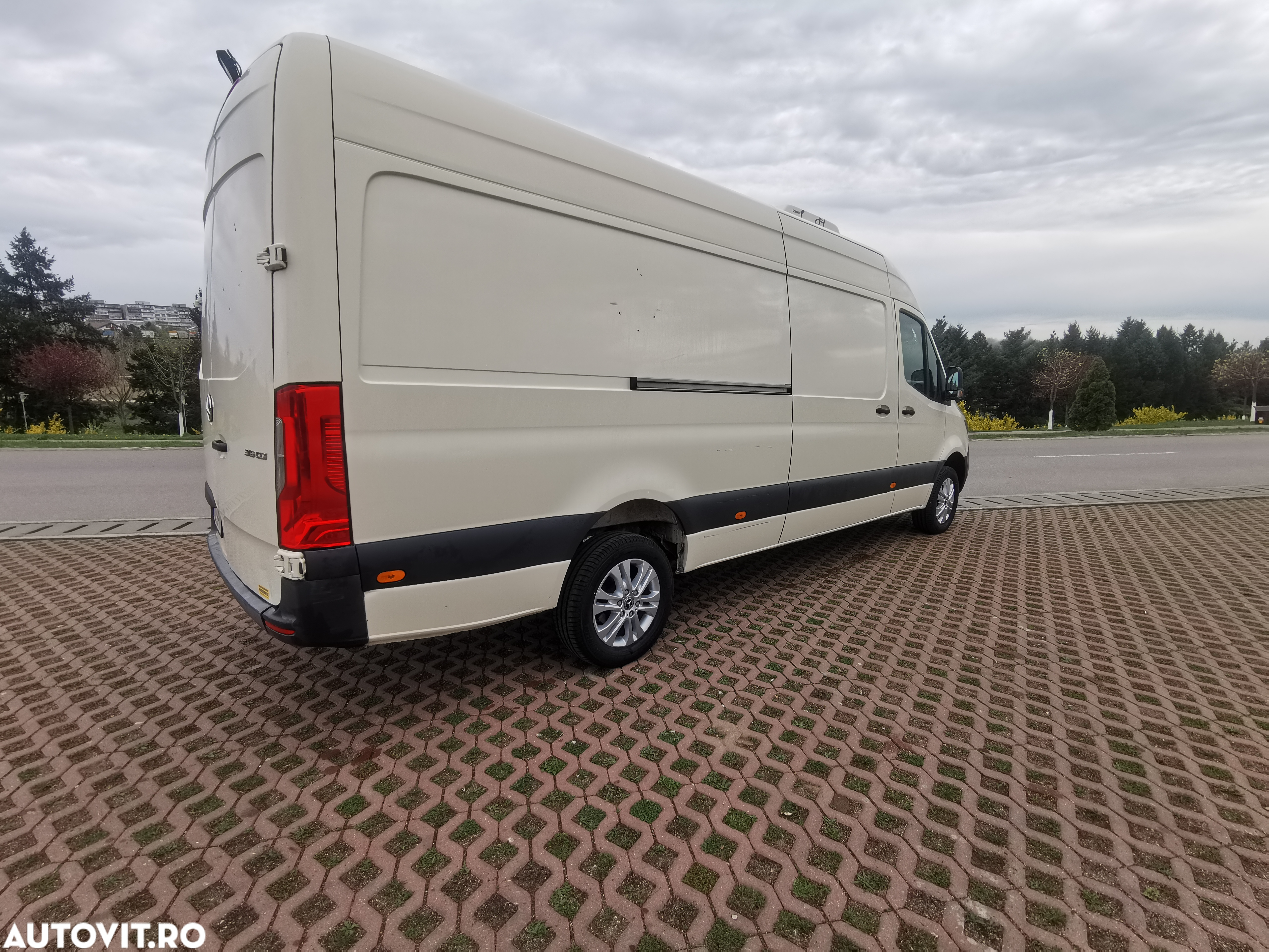 Mercedes-Benz Sprinter 316 - 11