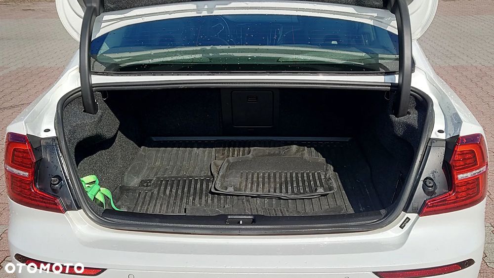 Volvo S60 T8 Twin Engine AWD Geartronic RDesign - 6