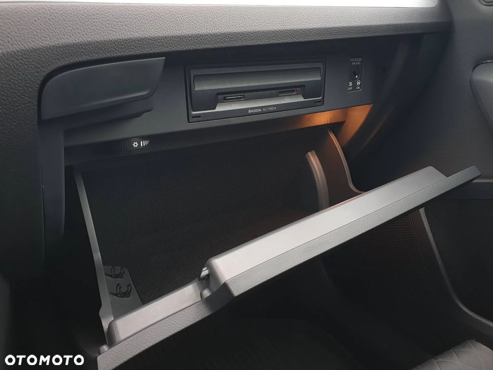 Skoda Superb 1.5 TSI Ambition - 32