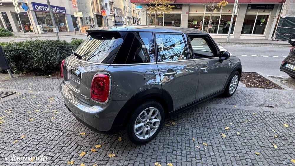 MINI 5 Portas Cooper D Aut. - 4