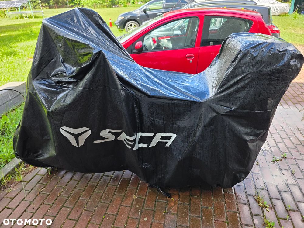 Suzuki DL - 7